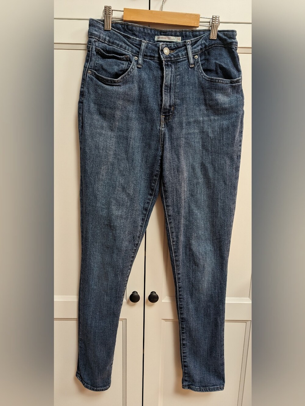Levi's 721 High-Rise Skinny Medium Wash Women’s Jeans